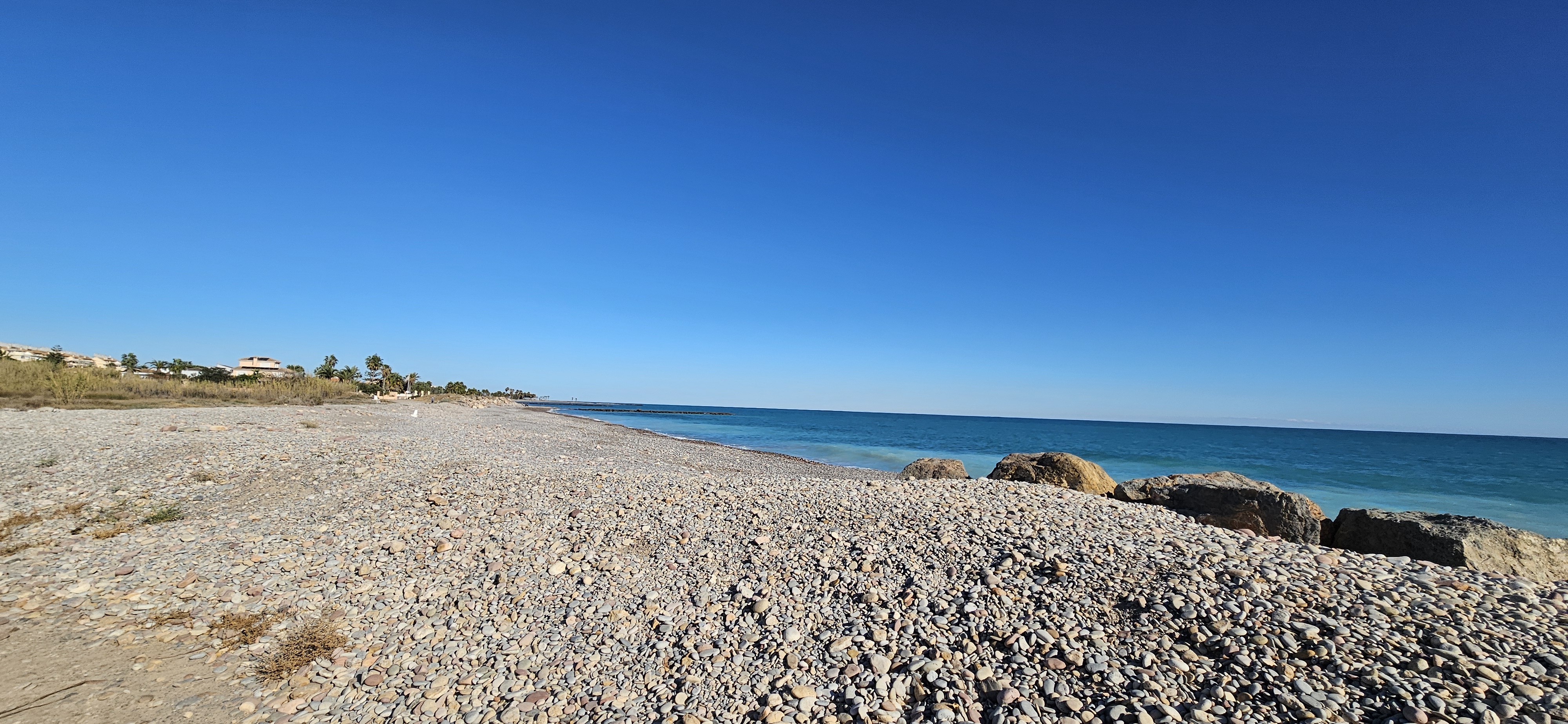 Panorámica de la playa de Chilches