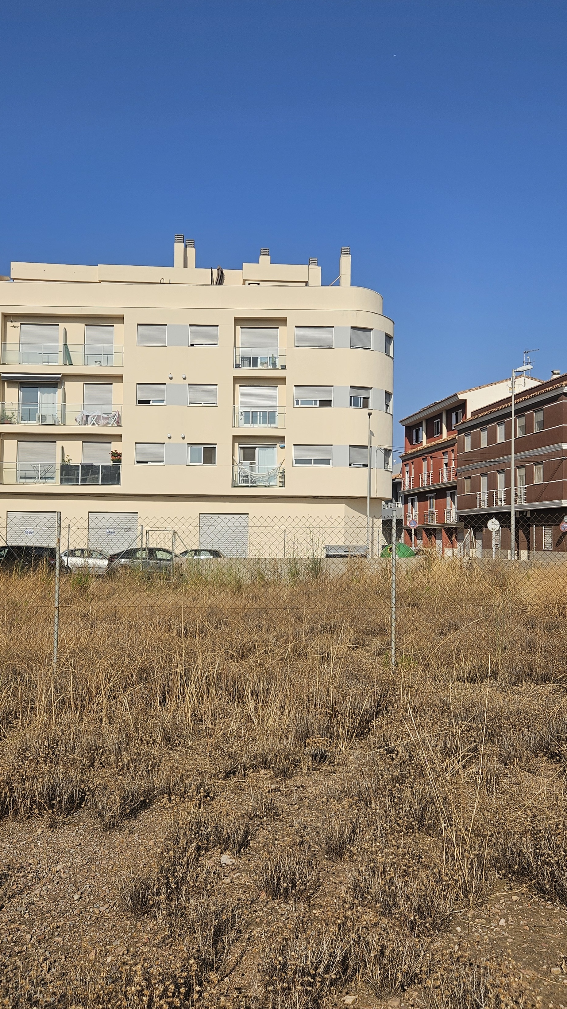 Parcela urbana en Chilches